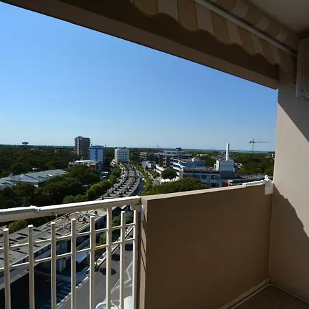 Lignano Pineta With Sea View Daire *